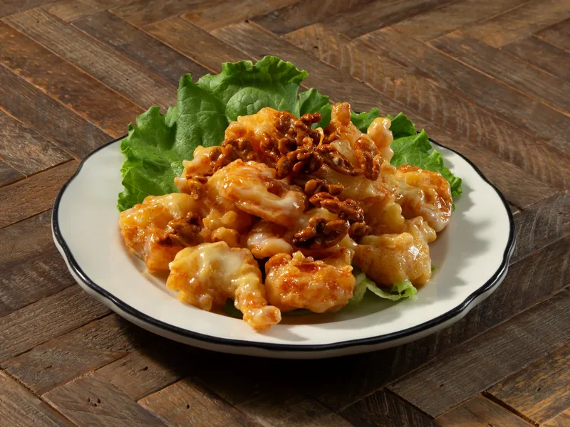 Shrimp Mayonnaise with Walnut